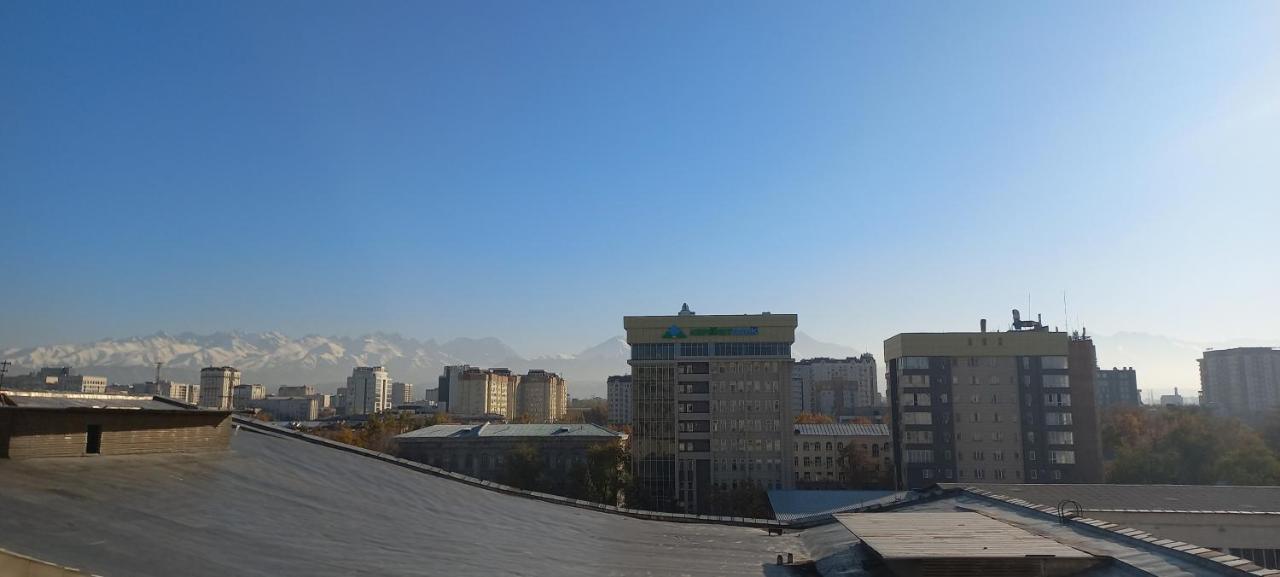 879 Apartment In Bishkek Luaran gambar